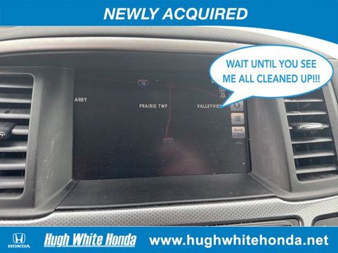 Used 2020 Nissan Pathfinder SL image 4