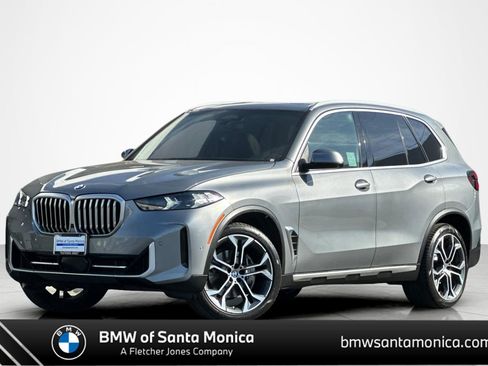 Used 2024 BMW X5 sDrive40i w/ Parking Assistance Package RWD image 1