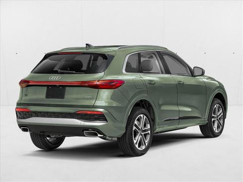 New 2026 Audi Q5 Premium Plus AWD/4WD image 2