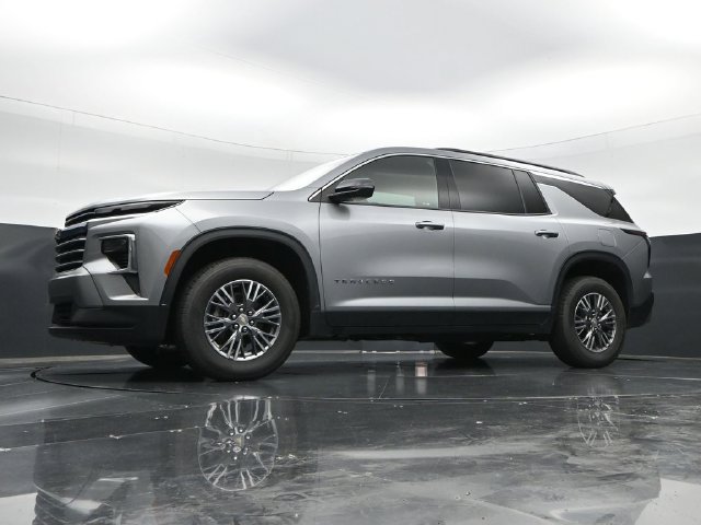 Used 2025 Chevrolet Traverse LT AWD/4WD image 51