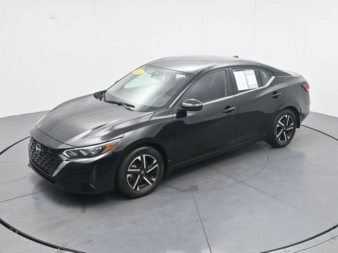 Used 2024 Nissan Sentra SV FWD image 19