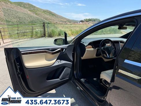 Used 2016 Tesla Model X 90D AWD/4WD image 12