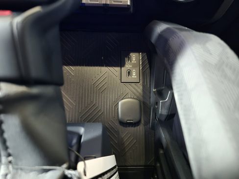 New 2025 Toyota Tacoma TRD Off-Road image 36