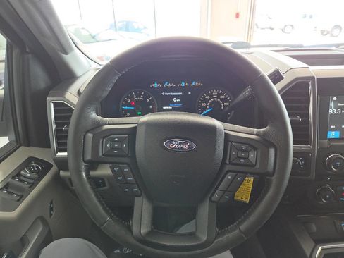 Used 2016 Ford F150 XLT w/ Equipment Group 302A Luxury image 31