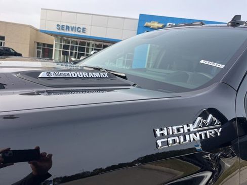 New 2026 Chevrolet Silverado 2500 High Country w/ Technology Package image 3