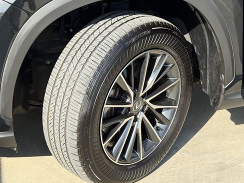Certified 2025 Lexus NX 250 FWD w/ Premium Package image 17