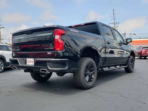 Used 2021 Chevrolet Silverado 1500 Custom Trail Boss AWD/4WD image 7