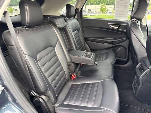 Used 2022 Ford Edge SEL AWD/4WD image 14