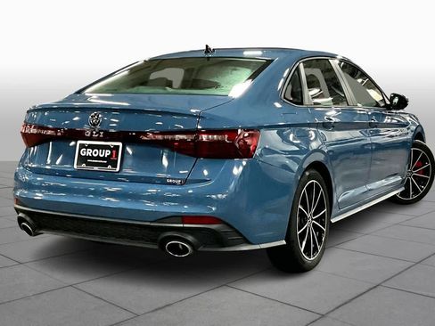 Used 2025 Volkswagen Jetta GLI Autobahn image 12