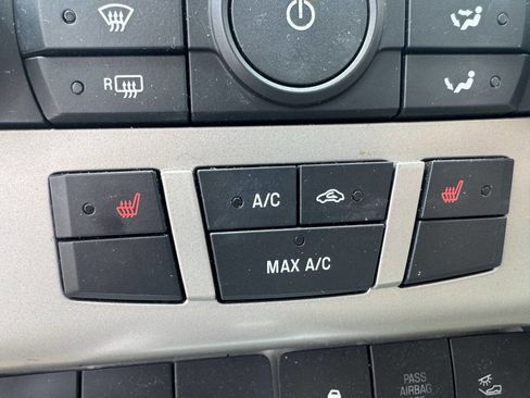 Used 2011 Ford Focus SEL w/ 301A Rapid Spec Order Code FWD image 21