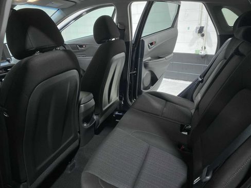 Used 2023 Hyundai Kona SEL image 12