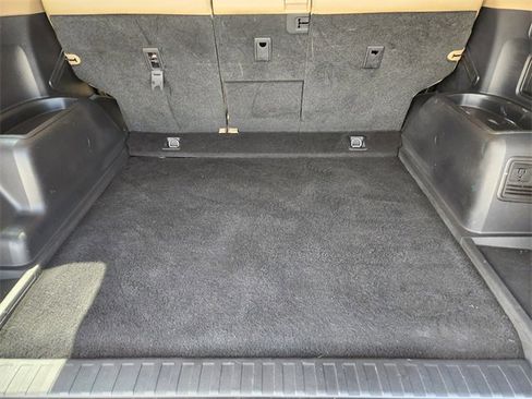 Used 2022 Toyota 4Runner SR5 Premium image 32