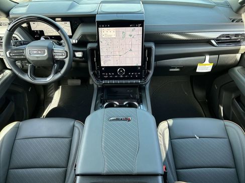 New 2026 GMC Yukon XL AT4 w/ AT4 Premium Plus Package AWD/4WD image 21