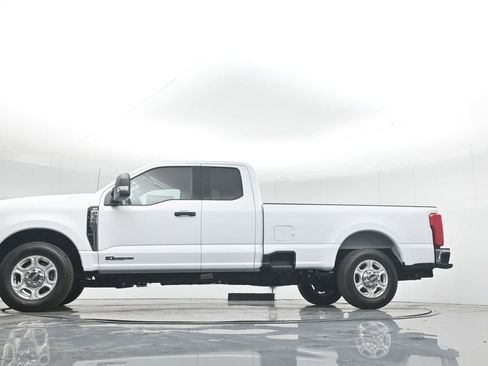 New 2026 Ford F350 XLT RWD image 7
