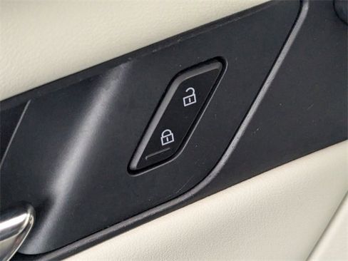 Used 2024 MAZDA CX-90 3.3 Turbo w/ Premium Plus Pkg image 11