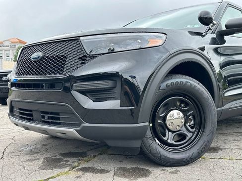 New 2026 Ford Explorer 4WD Police Interceptor image 30