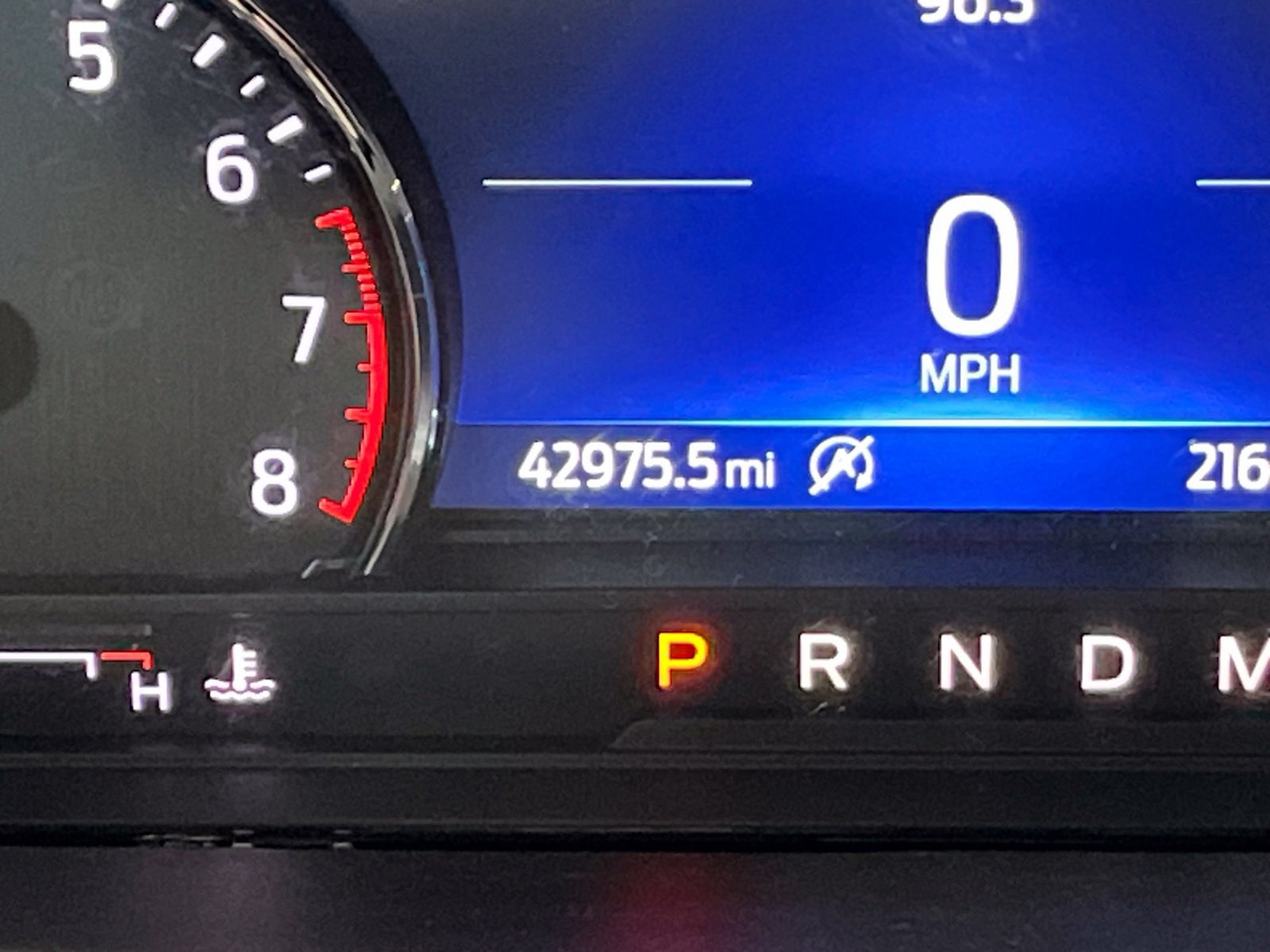 Used 2020 Ford Explorer XLT w/ Equipment Group 202A AWD/4WD image 29