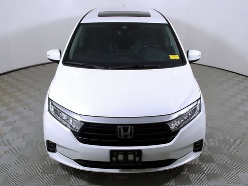 Used 2024 Honda Odyssey Elite image 4