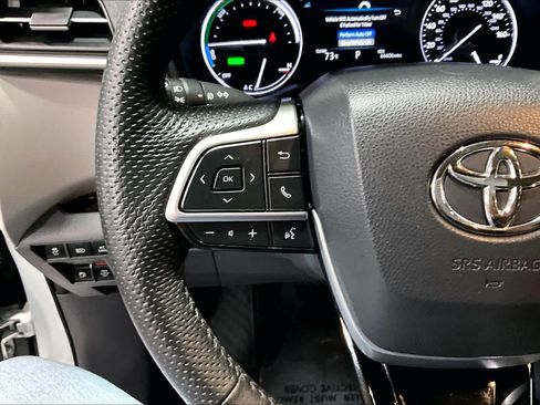Certified 2023 Toyota Sienna Limited AWD/4WD image 24