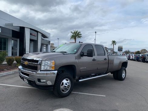 Used 2013 Chevrolet Silverado 3500 LT w/ Interior Plus Package image 2
