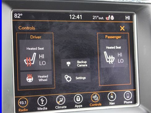 Used 2018 Jeep Grand Cherokee Altitude image 38