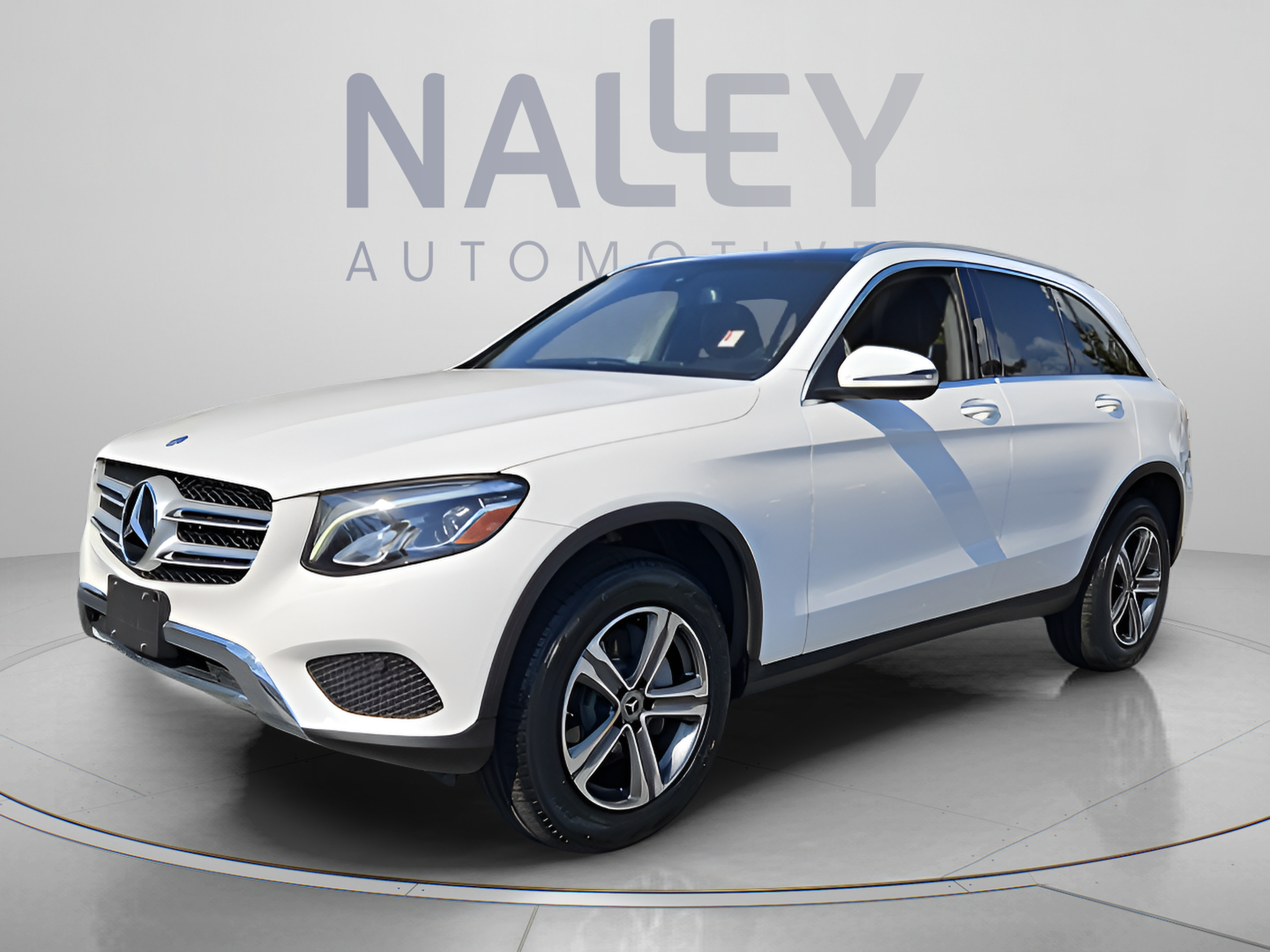 Used 2019 Mercedes-Benz GLC 300 4MATIC image 1