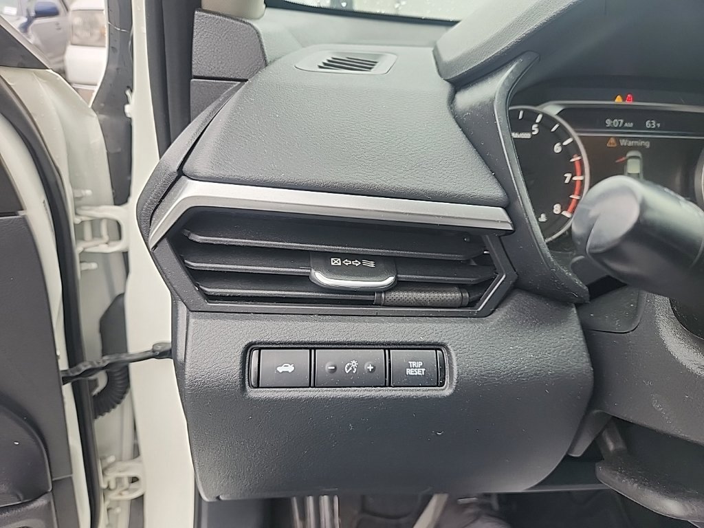 Used 2020 Nissan Altima 2.5 S FWD image 25