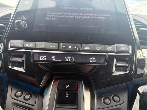 Used 2022 Honda Odyssey Elite image 35