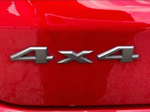 Used 2025 Jeep Compass Trailhawk AWD/4WD image 30