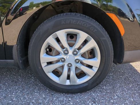 Used 2020 Kia Soul LX FWD image 10