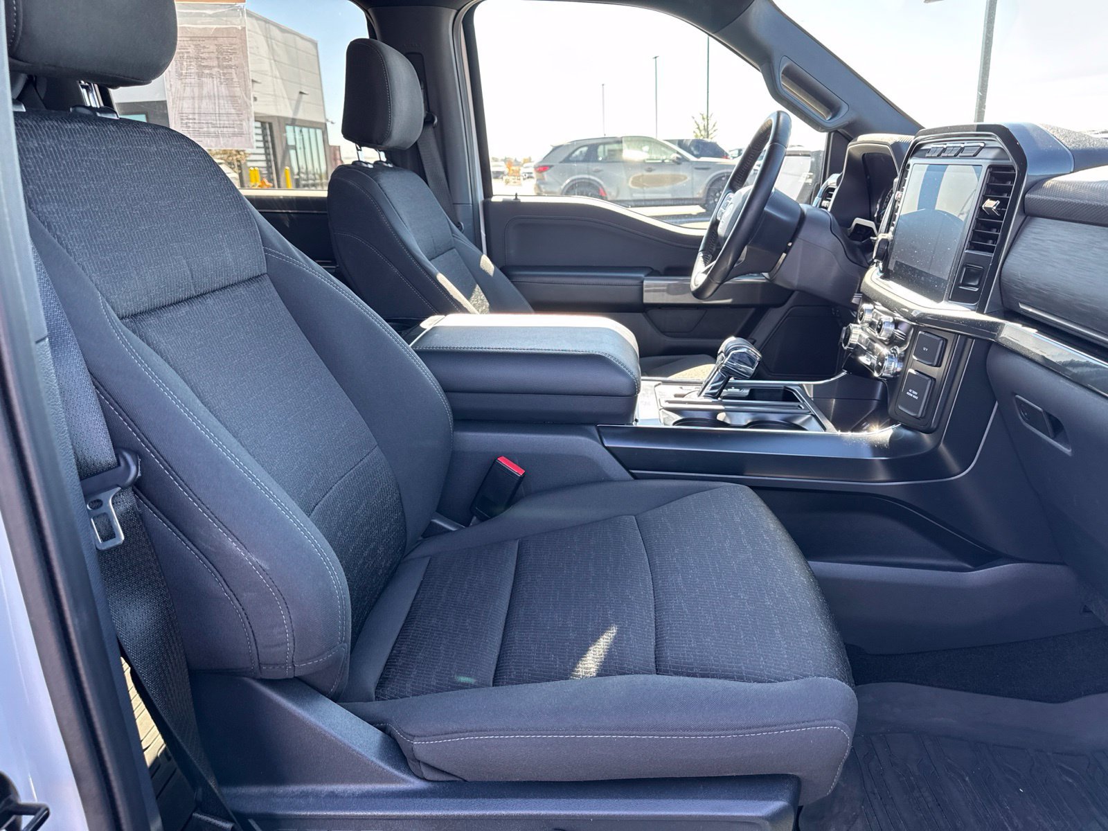 Used 2022 Ford F150 XLT w/ Equipment Group 302A High AWD/4WD image 11