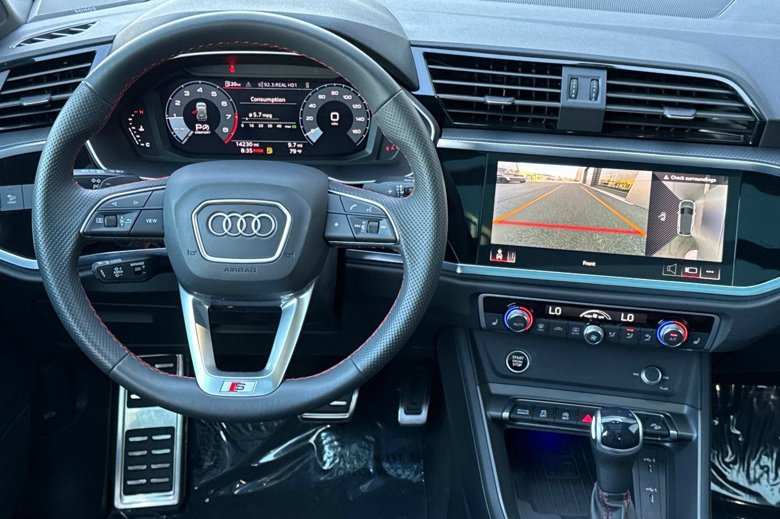 Used 2025 Audi Q3 2.0T Premium Plus w/ Premium Plus Package AWD/4WD image 15
