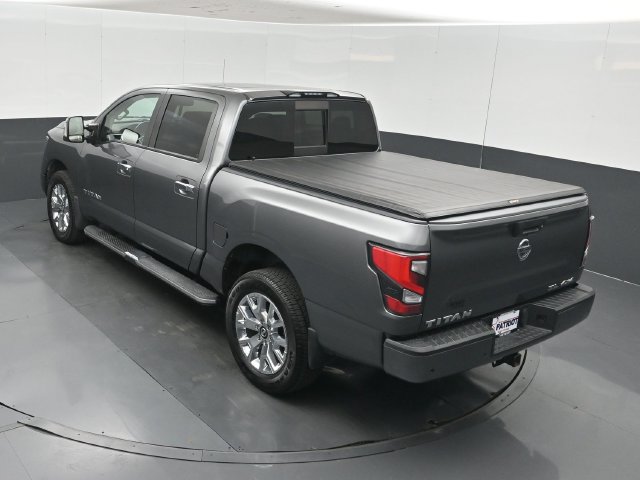 Used 2021 Nissan Titan SL w/ Moonroof Package AWD/4WD image 39
