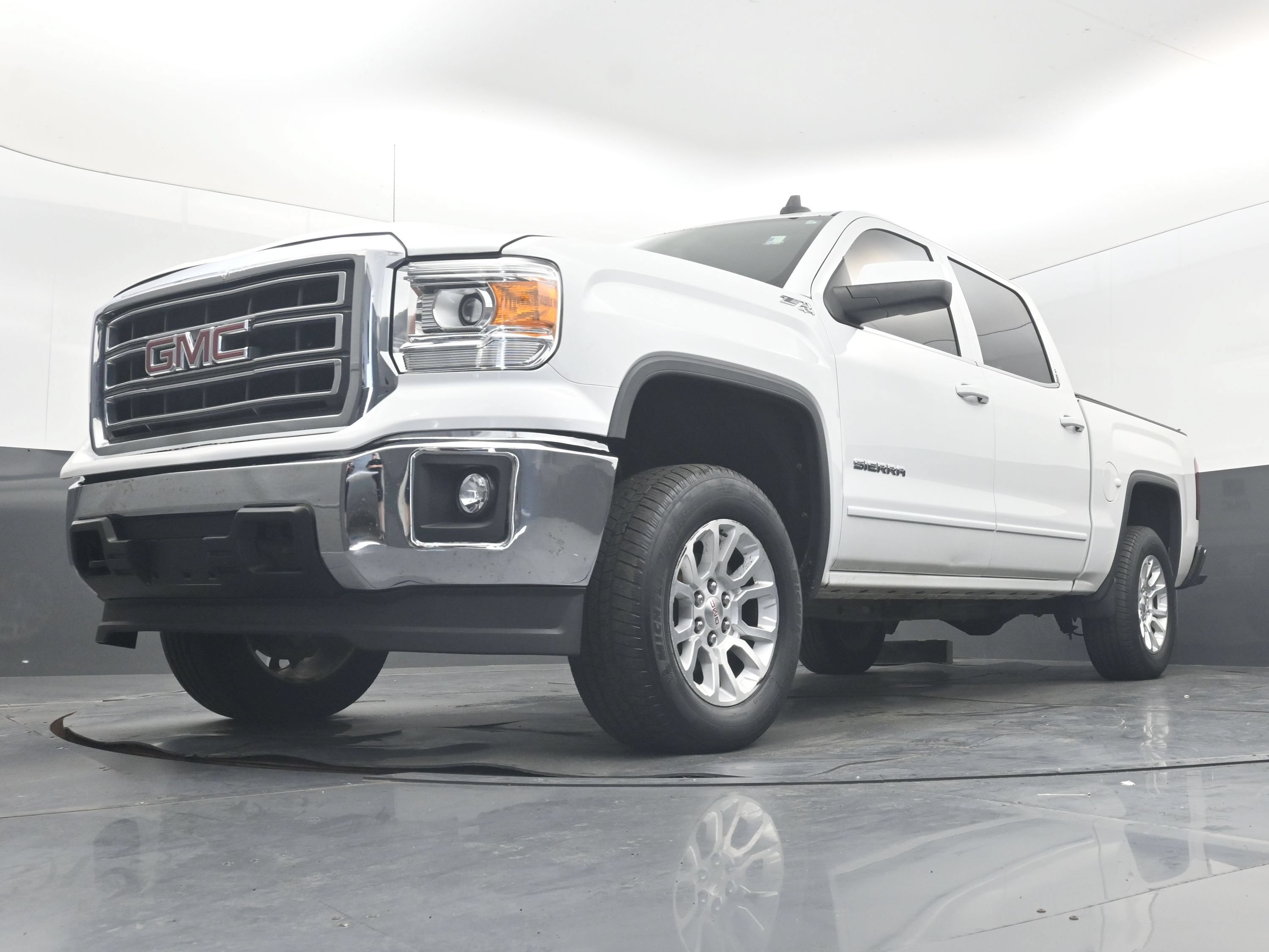 Used 2015 GMC Sierra 1500 SLE w/ SLE Value Package AWD/4WD image 24