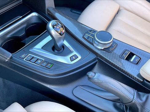 Used 2018 BMW M4 Convertible w/ Competition Package image 15