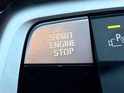 Used 2024 BMW X2 M35i image 32