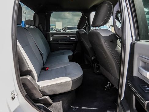Used 2021 RAM 2500 Big Horn AWD/4WD image 46