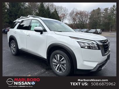 New 2025 Nissan Pathfinder SL