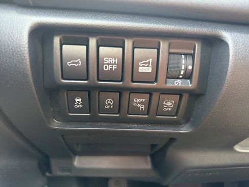 Used 2022 Subaru Forester Touring AWD/4WD image 43