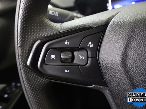 Used 2025 Chevrolet Trax LT FWD image 27