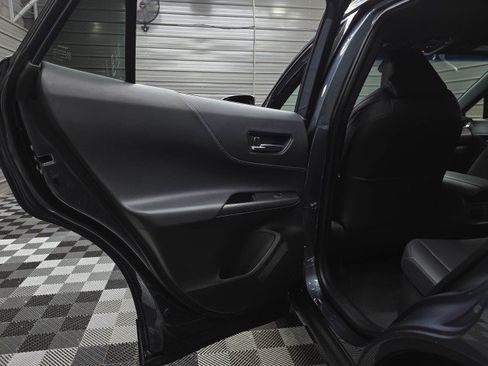 Used 2023 Toyota Venza XLE AWD/4WD image 34
