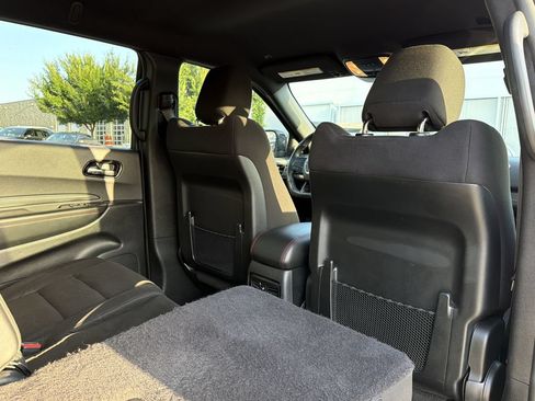 Used 2025 Dodge Durango GT w/ Blacktop Package RWD image 17