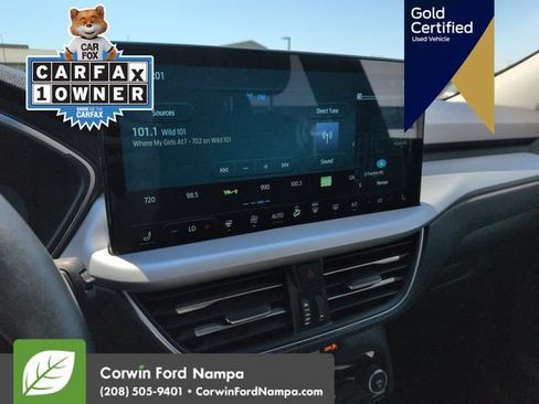 Used 2025 Ford Escape Platinum AWD/4WD image 18