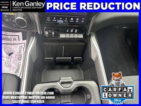 Certified 2025 RAM 1500 Big Horn AWD/4WD image 17