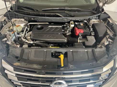 Used 2025 Nissan Rogue Platinum AWD/4WD image 9