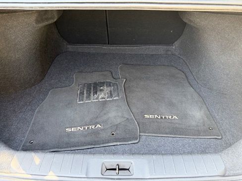 Used 2024 Nissan Sentra SV FWD image 7