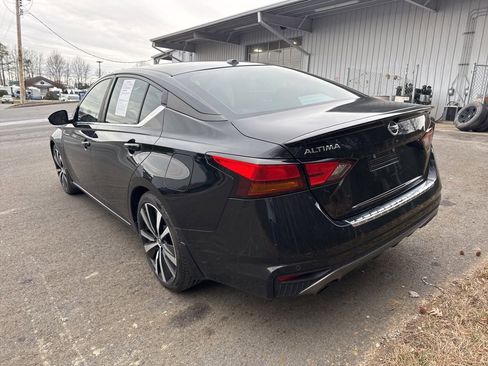 Used 2021 Nissan Altima 2.5 SR w/ SR Premium Package image 7