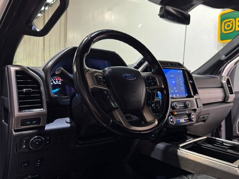 Used 2022 Ford F250 Platinum w/ Tremor Off-Road Package AWD/4WD image 10