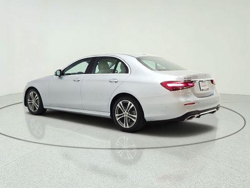 Used 2022 Mercedes-Benz E 350 Sedan image 7