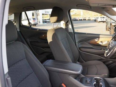 Used 2020 GMC Terrain SLE image 22